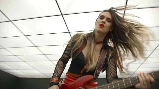 Vixen - Red