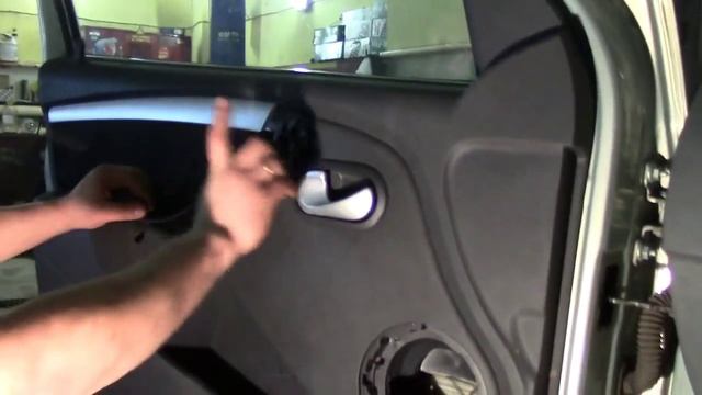 Разбор обшивки двери на Рено Логан после 2010 года, Сандеро, Ларгус смотреть онлайн