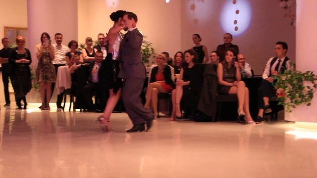 Csongor si Veronica - dans demo (3/3) la Balul de tango 2017 by Tangotangent смотреть онлайн