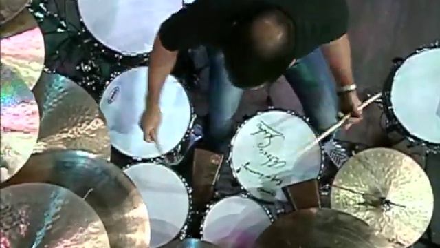 Antonio Sanchez: Drum Solo II - 2003 - #antoniosanchez #drumsolo #drummerworld смотреть онлайн