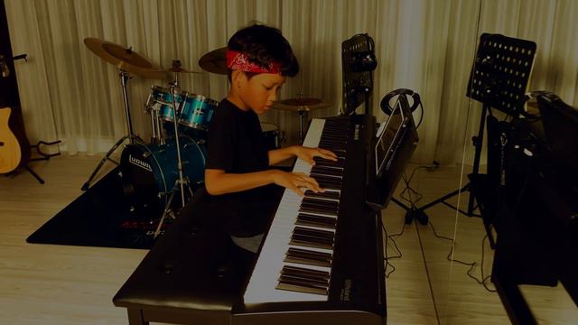 November Rain (Guns N' Roses) - Piano Cover by Eka Andra смотреть онлайн