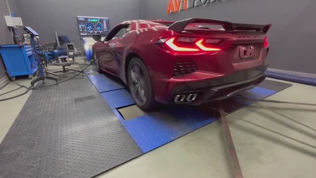 Chevrolet Corvette C8 замер мощности в стоке