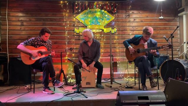 Братья Юнаш Yunash Bros Ритм Блюз Rio Ancho El Cuarto De Tula Paco De Lucia Гитара Легко смотреть онлайн