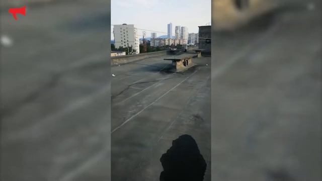 Кровля дома на Сипягина после июльского тайфуна смотреть онлайн