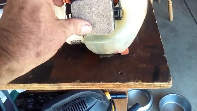 Stihl FS 38 problem after carb clean. Simple fix,air filter. смотреть онлайн