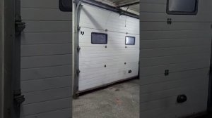 ворота перестали реагировать на пульт дистанционного управления, вышел из строя радиоблок