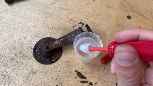 Удалил ржавчину за считанные минуты и покрыл металл цинком для защиты смотреть онлайн