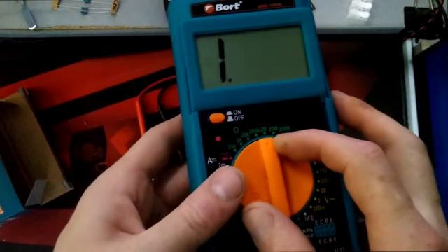 Мультиметр BORT BMM 1000N