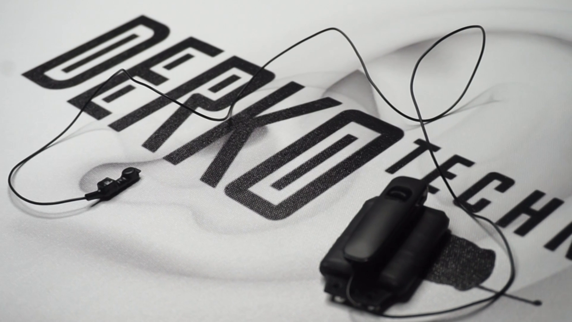 DERKO TECHNOLOGY - МАГАЗИН МИКРОНАУШНИКОВ И МИКРОКАМЕР. ГАРНИТУРА BLUETOOTH «PLANTRONICS» смотреть онлайн