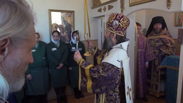 Архиерейское богослужение в храме женской колонии 14.03.2015 смотреть онлайн