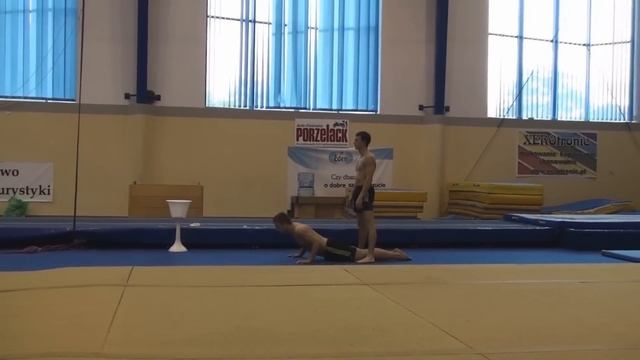 AcrobaticMovie смотреть онлайн