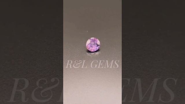 Прекрасная полихромная фиолетово-розовая шпинель. Вес: 2,2ct Цена: 3.800$ #драгоценныекамни #рубины смотреть онлайн