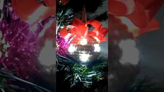 Светящийся вязаный новогодний шар с гирляндой uniel смотреть онлайн