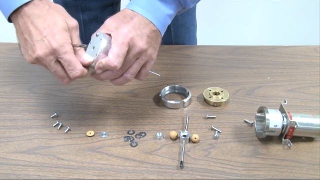 How to Repair the GC8000's Liquid Valve смотреть онлайн