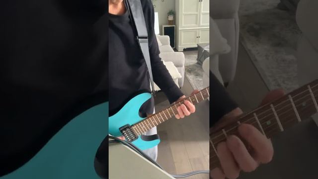 Schecter Gryphon, Boss GT1 смотреть онлайн