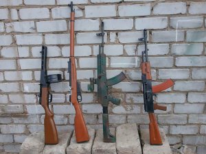 Как сделать муляжи ППШ-41, АК-74, Винтовку Мосина и АК-12 своими руками ИЗ ДЕРЕВА!
