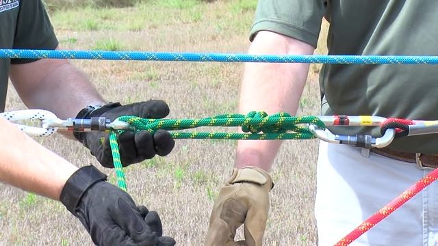 Radium Load Release Hitch смотреть онлайн