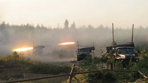 Залп бм-21 РСЗО Град