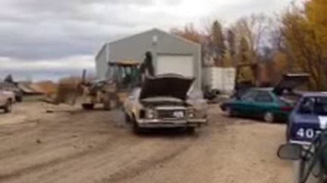 Blowing up a 1977 ford ltd смотреть онлайн