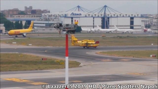 Canadair CL-415 Vigili del Fuoco / Landing and Depart from Naples Capodichino Airport / HD смотреть онлайн