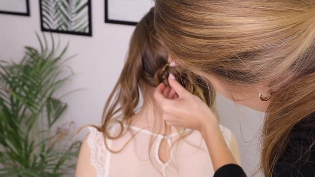 ПРОСТАЯ СХЕМА СБОРКИ ВЕЧЕРНЕГО НИЗКОГО ПУЧКА | Easy Bridal Updo Tutorial For Long Medium Hair смотреть онлайн