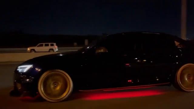 Audi b9 s4 ungerglow roller смотреть онлайн