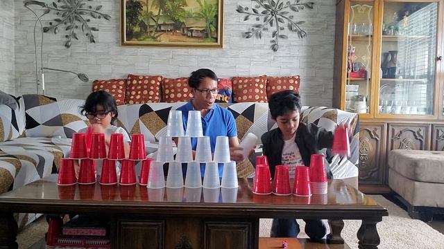 Indoor game #2 (Pyramid Stack attack) смотреть онлайн