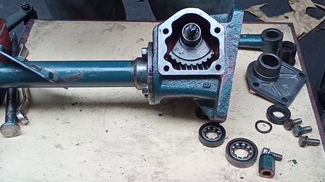 How to assembled steering box KUBOTA B6000E смотреть онлайн