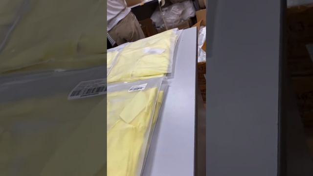 Упаковка рубашки oversize в матовый зип пакет 30/40 для Wildberries и OZON. Пакуембыстро.рф смотреть онлайн