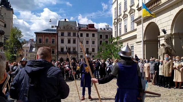 День Львова-2021, святкування 765-річчя Львова 6 травня 2021 р. Площа Ринок смотреть онлайн