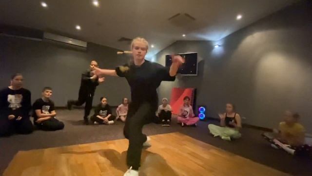 Полина vs Даша 2 раунд Dance Battle Яхрома 22 смотреть онлайн