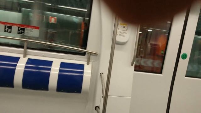 From barcelona airport to train station Sants смотреть онлайн