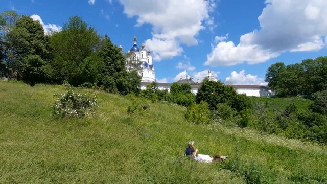 река Десна,живописные дали/Свенский монастырь/Desna river, picturesque floodplain distances смотреть онлайн