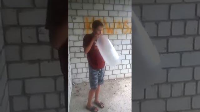 насколько можно надуть презервативы