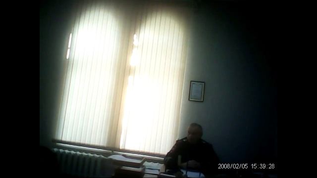 Начальник ГАИ г.Энгельса Балаев Г.В. (скрытая камера в кабинете) смотреть онлайн