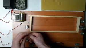 Сборка и наващивание ульевой рамки. Как собрать рамку для улья.