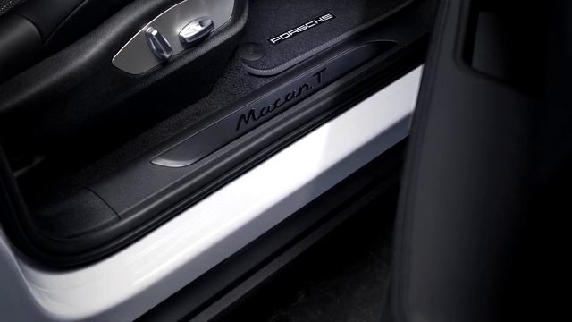 New PORSCHE Macan T 2022 - FIRST LOOK exterior, interior & RELEASE DATE смотреть онлайн