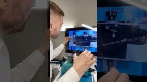 Вскрываем шлейф дисплея IPhone 12 Pro Max