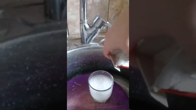 Что будет если перемешать уксус с содой смотреть онлайн