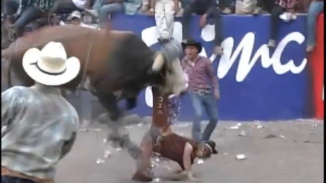MONTA DE VICTOR GARCIA VS EL GUAJIRO DEL RANCHO 2102 смотреть онлайн