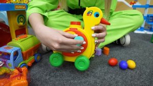 Алиса Шоу - Учим цвета и формы и играем в сортер Полесье