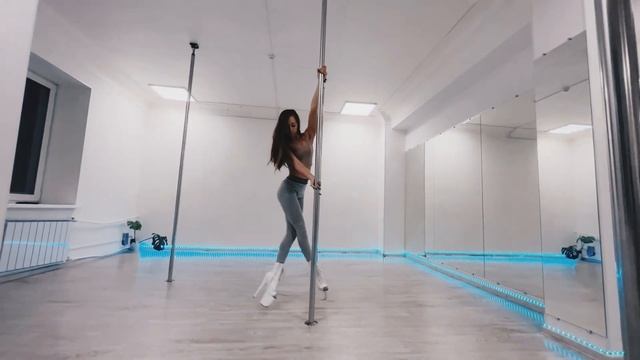 Exotic Pole choreo Daria Terra смотреть онлайн