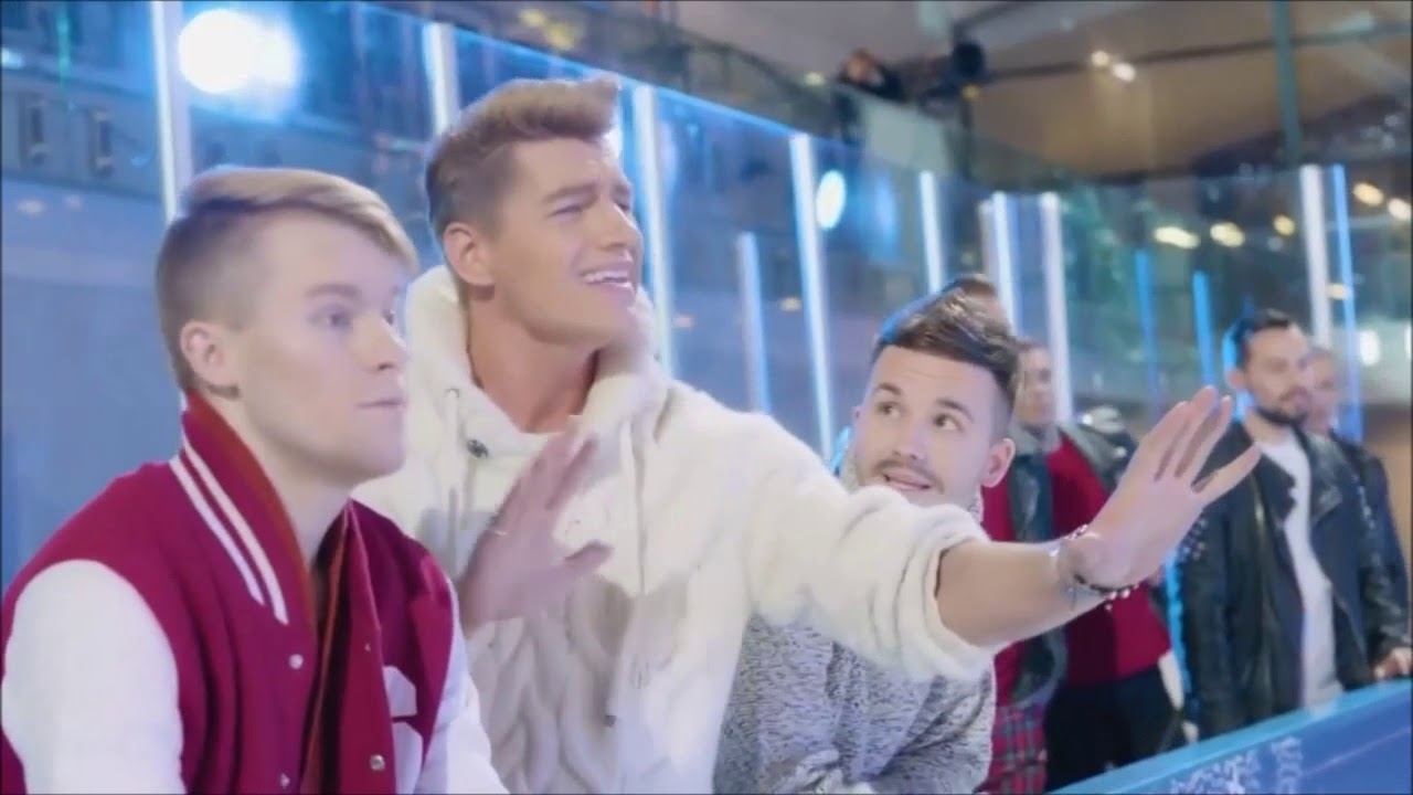 Алексей Воробьев и Френды - "Я тебя люблю" Новый год. Дети и все-все-все на СТС смотреть онлайн