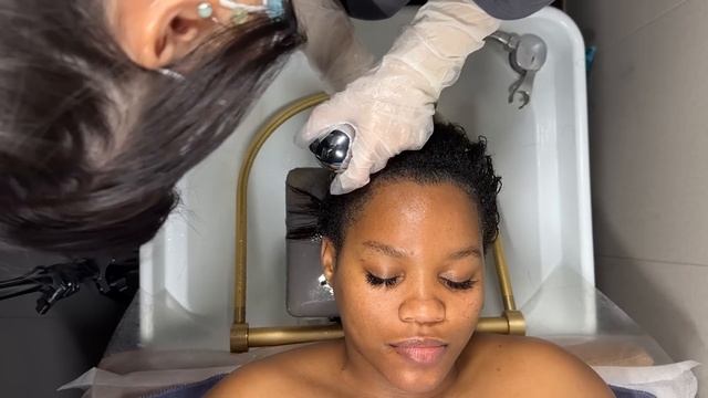 ASMR: Getting A Hair Wash At A Chinese Spa | Hair Wash on Relaxed Hair смотреть онлайн