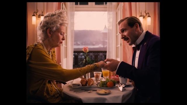 THE GRAND BUDAPEST HOTEL: "I'm Not Leaving" смотреть онлайн