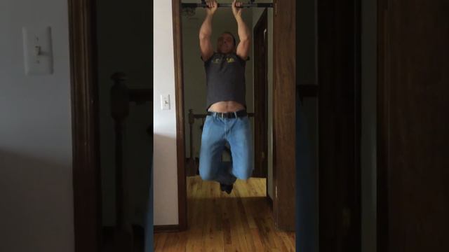А сколько раз вы сейчас сможете подтянуться? Home made pull-ups смотреть онлайн