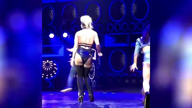 Britney: Piece Of Me Tour Night 2 - Washington, DC (07/13/18) смотреть онлайн