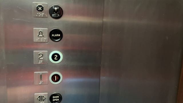 iPhone 13 Pro Max: Dover Hydraulic Elevator/Lift @ One Oracle Place Tucson AZ смотреть онлайн