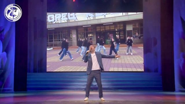 Стефан Миров & Каскад & Dancer - Это музыка про неё смотреть онлайн