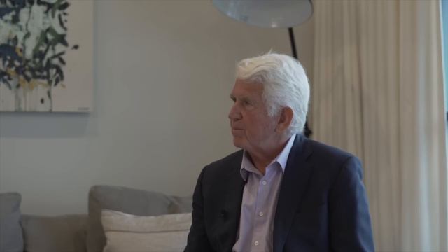 Asking The Ethernet Billionaire If It Was Worth It смотреть онлайн